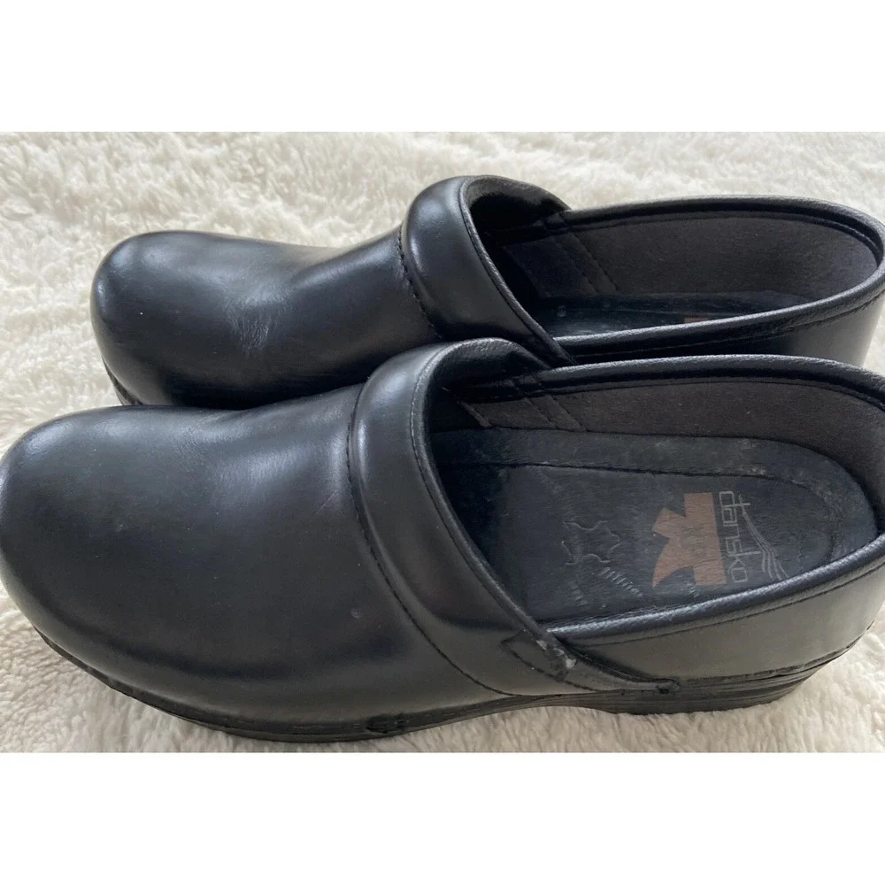 Dansko Black Leather Clogs Shoes Womens Size 5.5 Professional Shoe Slip On - Picture 2 of 4